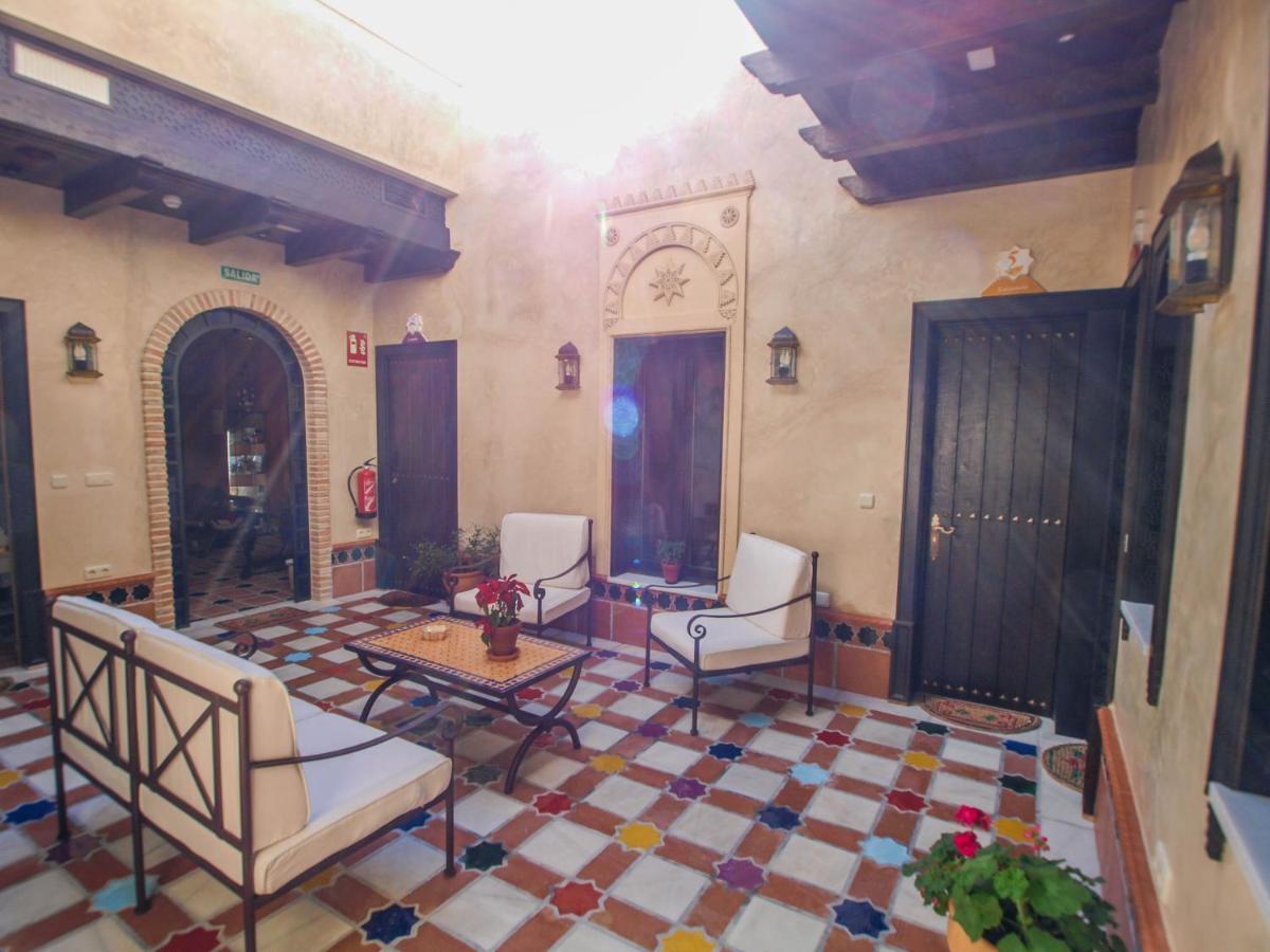 La Esperanza Hotel Alcala del Valle Exterior photo